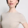 Camisola básica para bebé com elevado teor de algodão