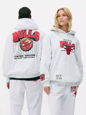 Camisola com capuz com o logótipo dos Chicago Bulls da NBA