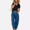 Camisola com decote em V Essential
