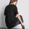 Camisola comprida com bolso de remendo