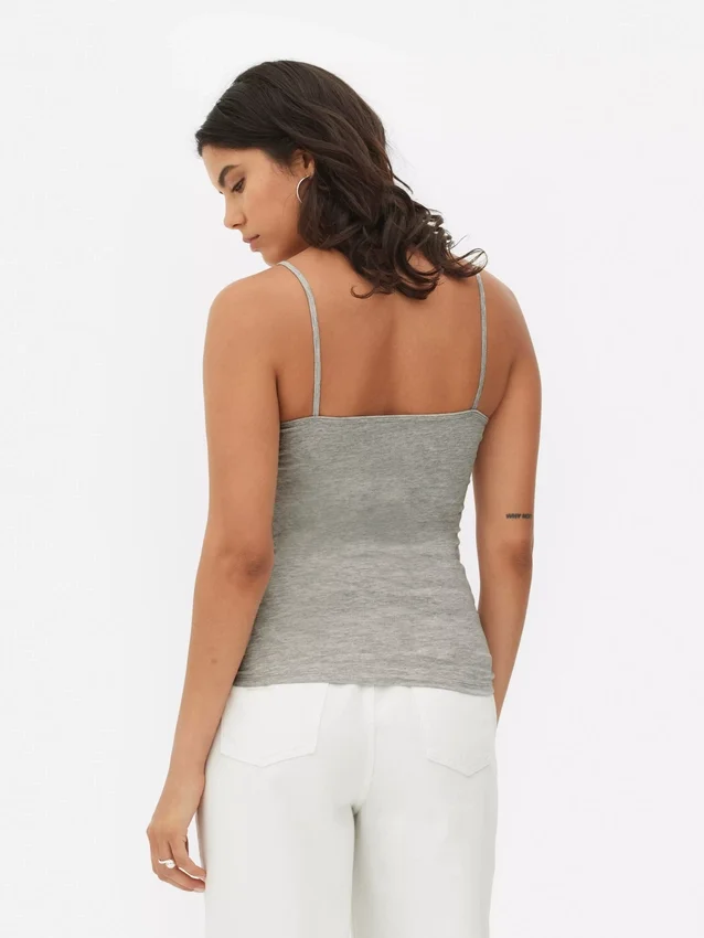 Camisola de alças elástica com decote redondo
