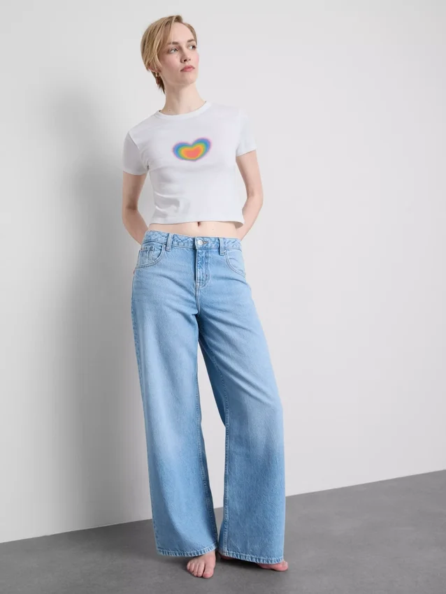 Camisola de bebé com coração «Pride», rica em algodão