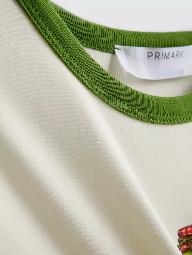 Camisola de bebé em algodão estampado com gola em anel