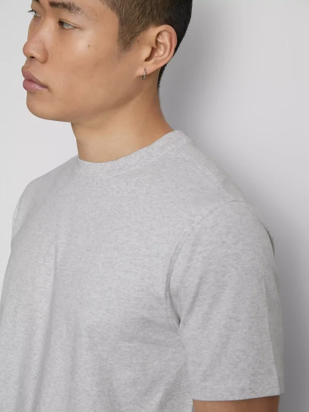 Camisola de corte justo e elástica