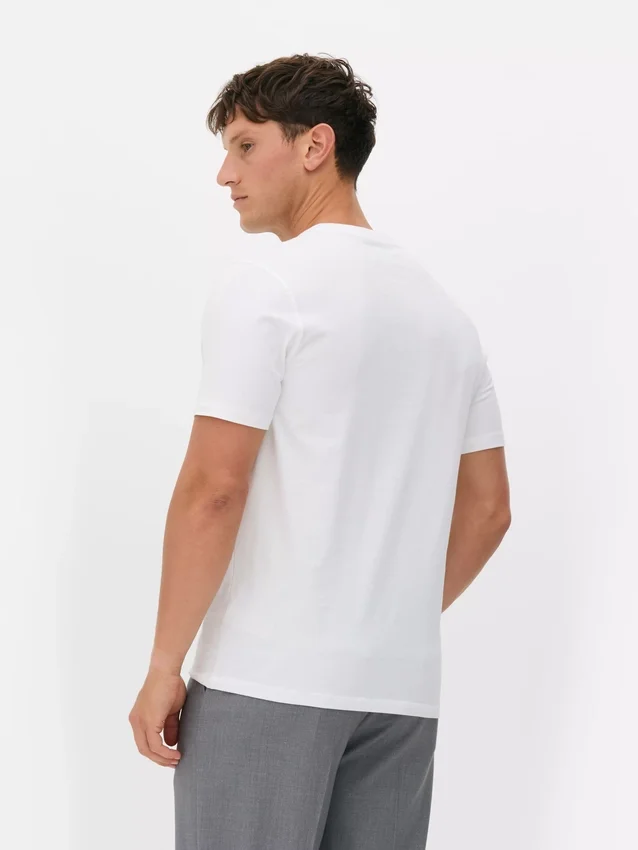 Camisola de corte justo e elástica