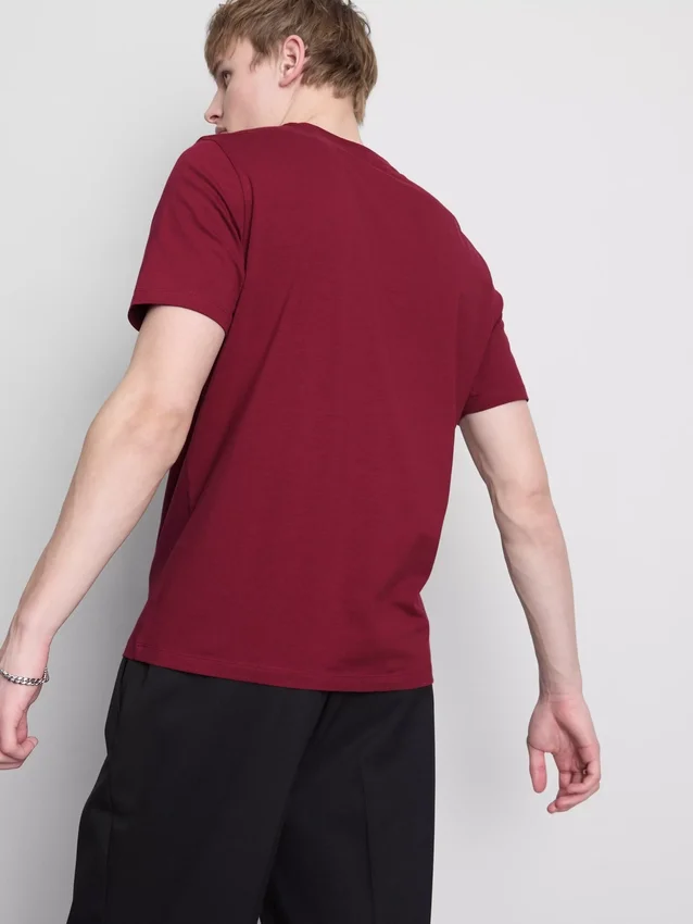Camisola de corte justo e elástica