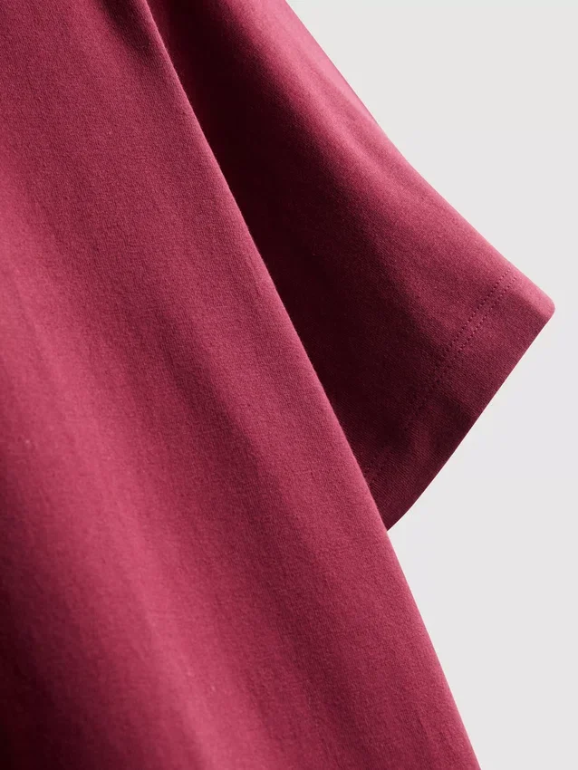 Camisola de corte justo e elástica