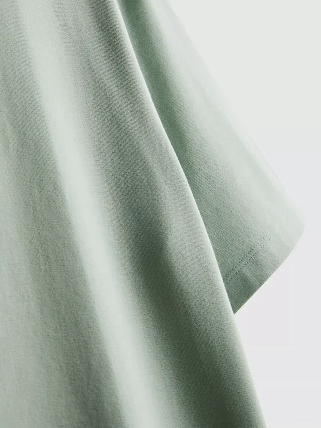 Camisola de corte justo e elástica