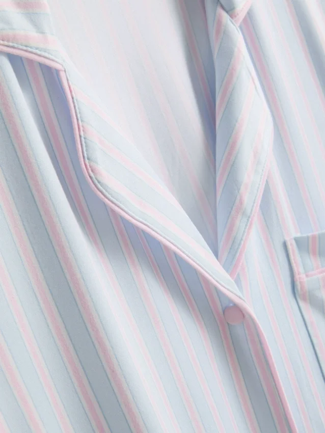 Camisola de dormir oversized estilo «boyfriend» às riscas