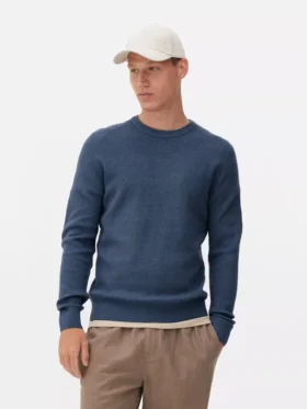 Camisola de gola redonda com canelado