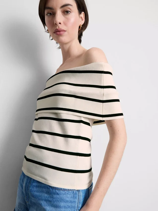 Camisola de malha com ombros à vista
