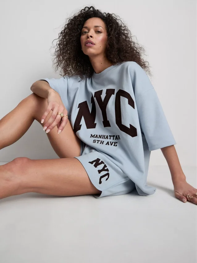 Camisola de manga caída «NYC» com alto teor de algodão