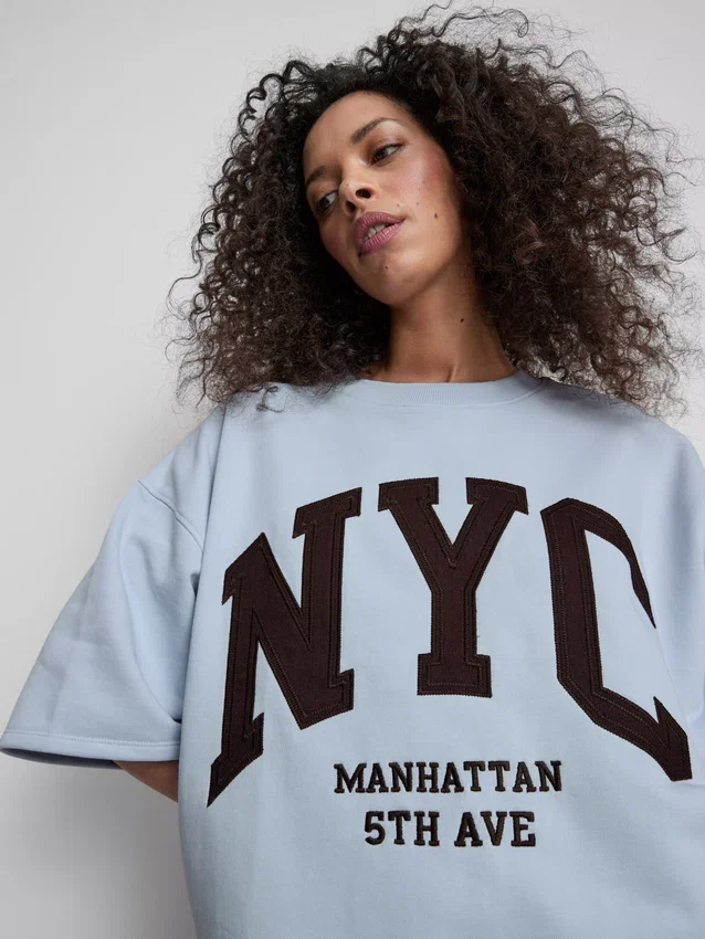 Camisola de manga caída «NYC» com alto teor de algodão