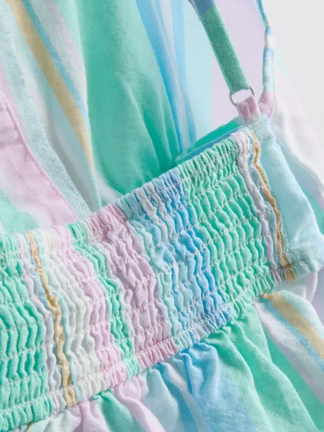 Camisola de pijama em tons pastel para relaxar