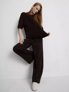 Camisola descontraída com elevado teor de algodão