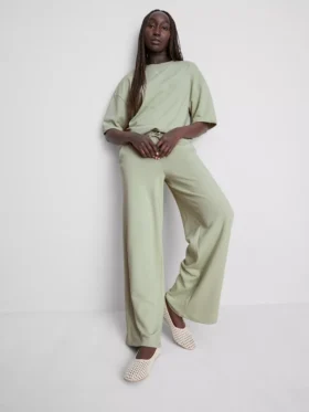 Camisola descontraída com elevado teor de algodão
