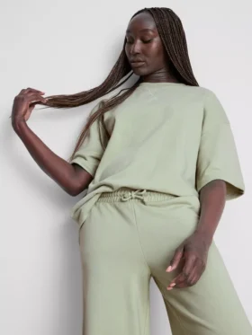 Camisola descontraída com elevado teor de algodão
