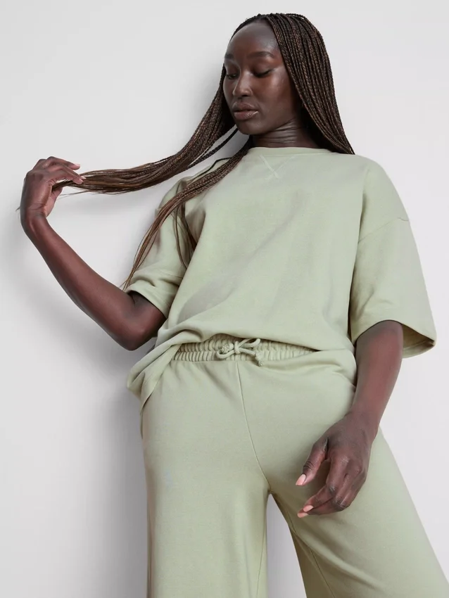 Camisola descontraída com elevado teor de algodão