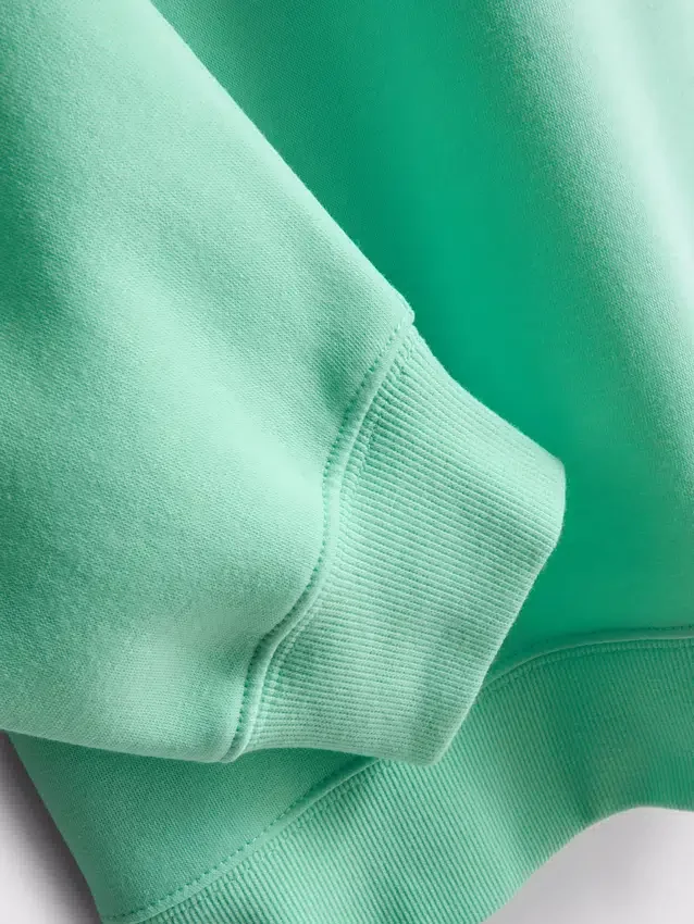 Camisola desportiva essencial
