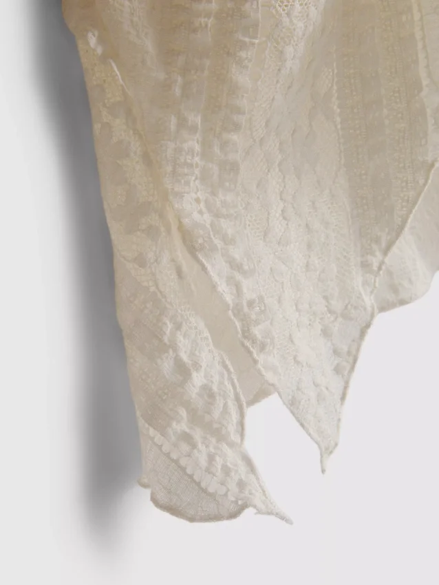 Camisola sem mangas assimétrica em renda