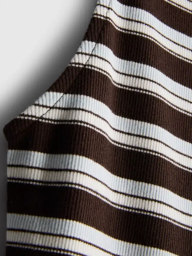 Camisola sem mangas com botões, rica em algodão