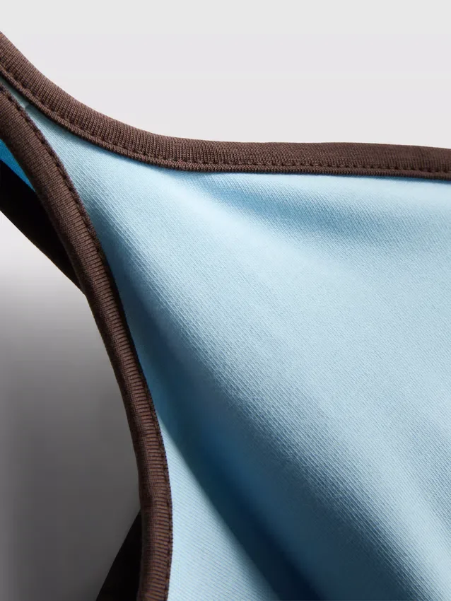 Camisola sem mangas com decote em coração, rica em algodão