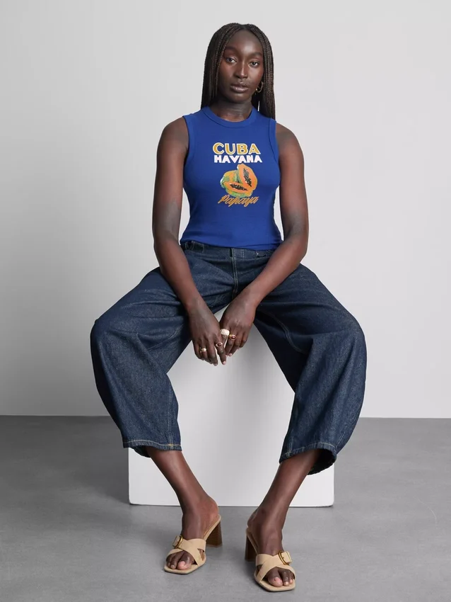 Camisola sem mangas com estampado, em malha canelada com elevado teor de algodão