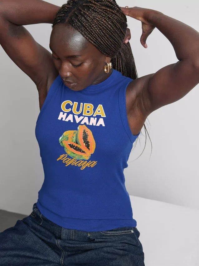 Camisola sem mangas com estampado, em malha canelada com elevado teor de algodão