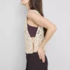 Camisola sem mangas com laço lateral em croché