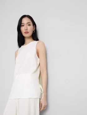 Camisola sem mangas com laço lateral texturado