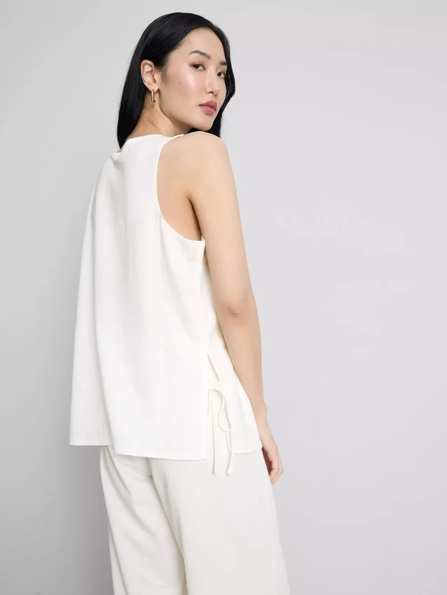 Camisola sem mangas com laço lateral texturado