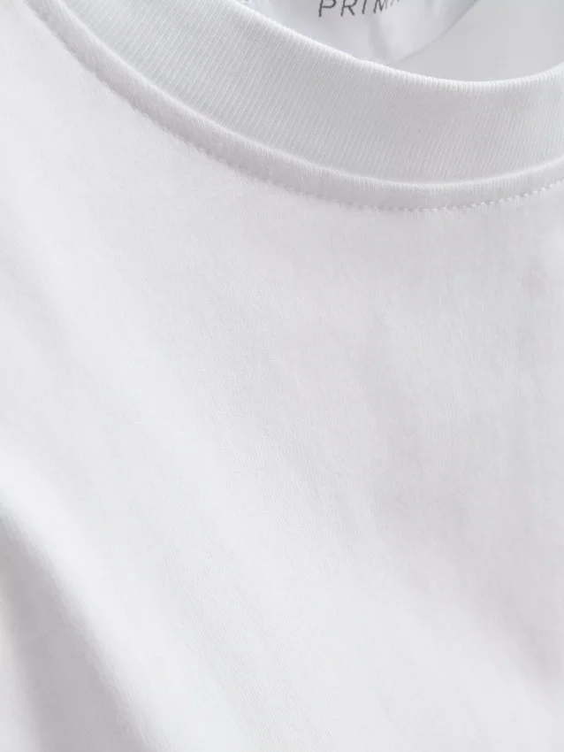 Camisola sem mangas com ombros acolchoados