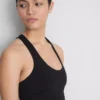Camisola sem mangas desportiva com decote redondo