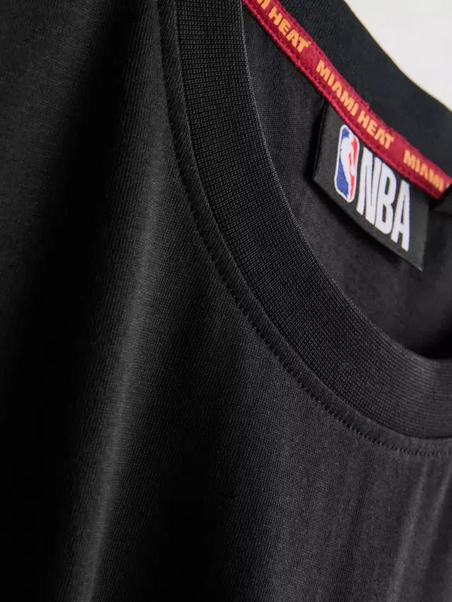 Camisola sem mangas do Miami Heat da NBA