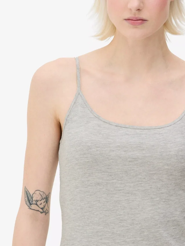Camisola sem mangas elástica essencial