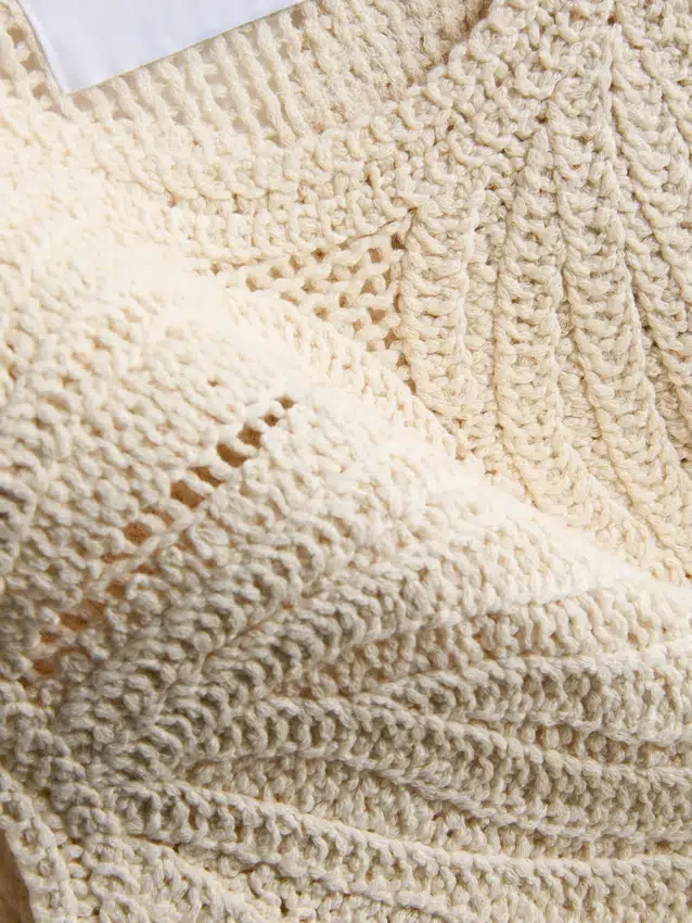 Camisola sem mangas em malha de croché da The Edit