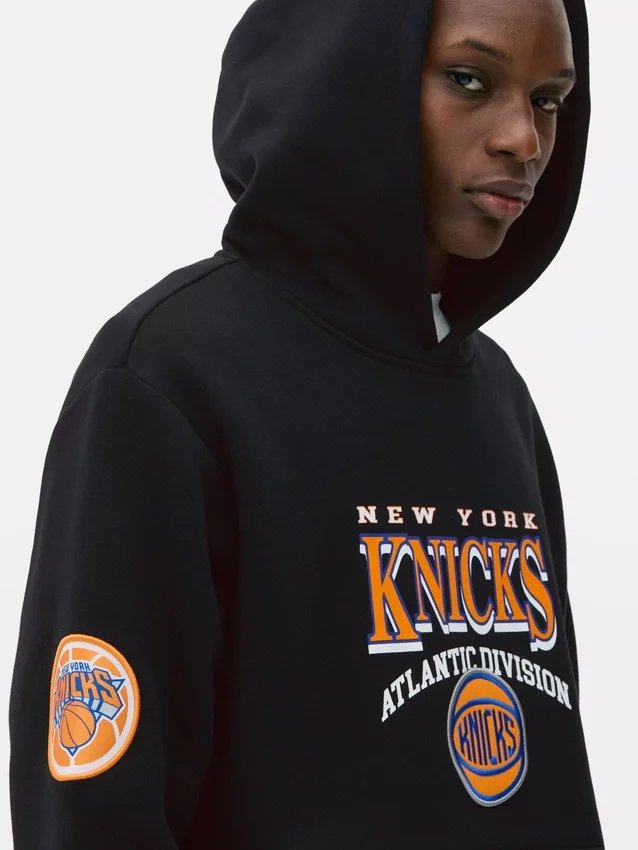 Casaco com capuz dos New York Knicks da NBA
