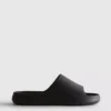 Chinelo de sola grossa