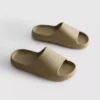 Chinelo de sola grossa