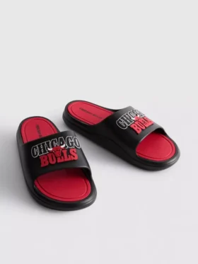 Chinelos de piscina dos Chicago Bulls da NBA