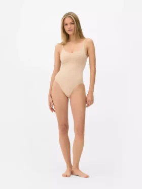 Cintas modeladoras sem costuras com decote redondo