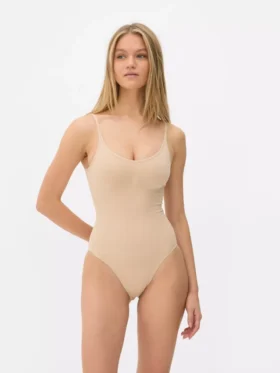 Cintas modeladoras sem costuras com decote redondo