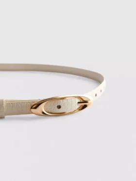 Cinto fino com fivela oval