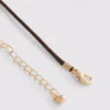 Colar com pendente de inicial