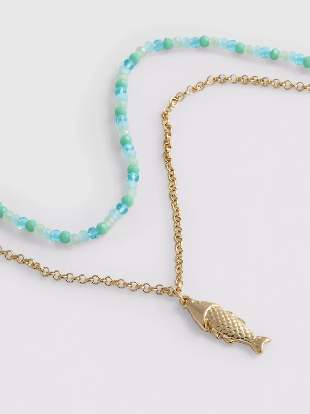 Colar de peixe com contas em camadas