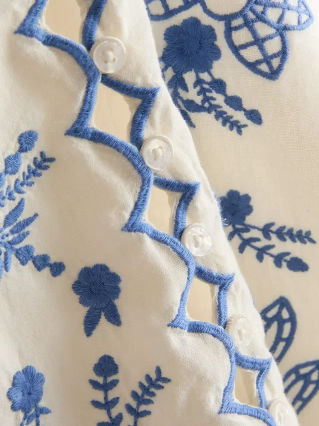 Colete de algodão com bordados florais