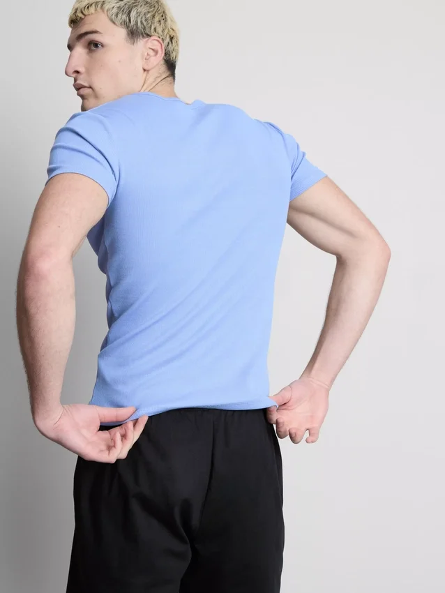 Conjunto de 2 camisas com textura canelada
