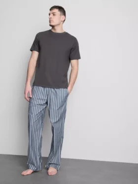 Conjunto de 2 camisas de gola redonda
