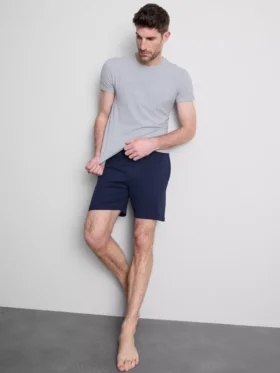 Conjunto de 2 camisas essenciais de manga curta
