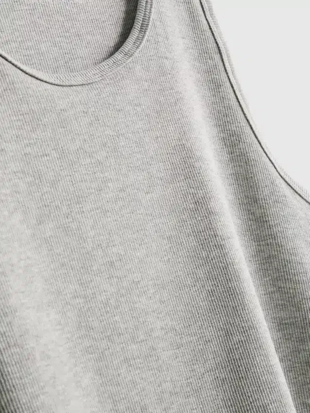 Conjunto de 2 camisolas sem mangas com canelado